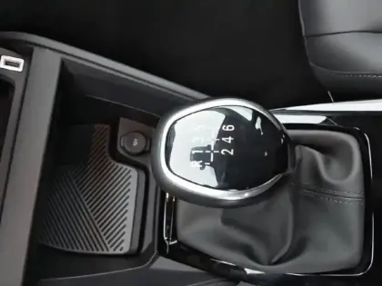 Photo 33 Citroën C4 Gén. III Ph1 Feel 5