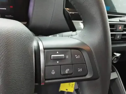 Photo 39 Citroën C4 Gén. III Ph1 Feel 5