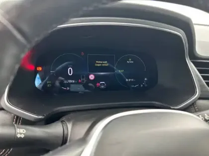 Photo 34 Renault Captur  E-Tech Plug-in 160 - 21
