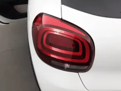 Photo 16 Citroën C3  PureTech 110 S&S EAT6