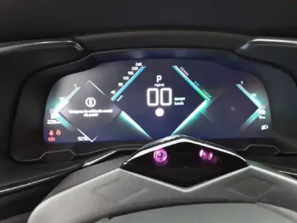 Photo 9 DS Ds 7 DS7 Crossback Hybride E-Tense 300 EAT8 4x4