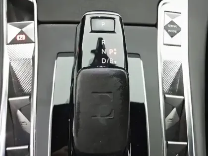 Photo 13 DS Ds 7 DS7 Crossback Hybride E-Tense 300 EAT8 4x4