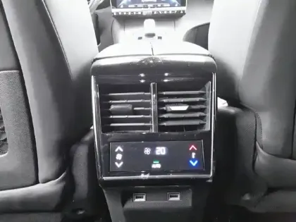 Photo 21 DS Ds 7 DS7 Crossback Hybride E-Tense 300 EAT8 4x4