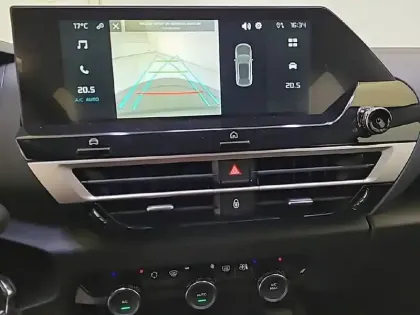 Photo 19 Citroën C4  BlueHDi 130 EAT8