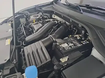 Photo 35 Volkswagen T-roc  1.5 TSI EVO 150 Start/Stop DSG7