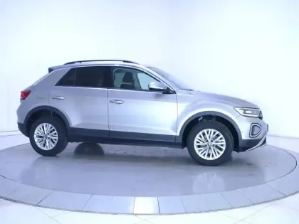 Photo 24 Volkswagen T-roc  1.5 TSI EVO 150 Start/Stop DSG7