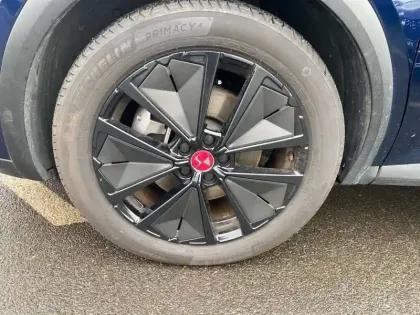 Photo 12 DS Ds 7  Hybride Rechargeable E-Tense 225 EAT8