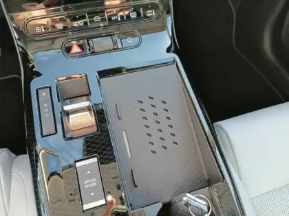 Photo 13 Citroën C5 aircross e- 210 autonomie confort