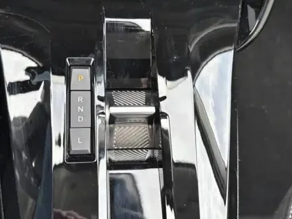 Photo 13 Citroën C3 Aircross  Hybride 145 e-DCS6