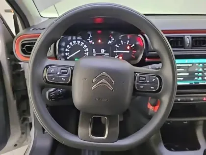 Photo 8 Citroën C3  PureTech 83 S&S BVM5