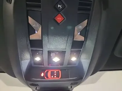 Photo 27 DS Ds 7 DS7 Crossback Hybride E-Tense 225 EAT8