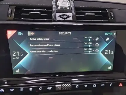 Photo 31 DS Ds 7 DS7 Crossback Hybride E-Tense 225 EAT8