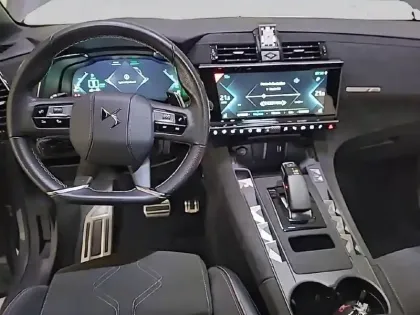 Photo 7 DS Ds 7 DS7 Crossback Hybride E-Tense 225 EAT8