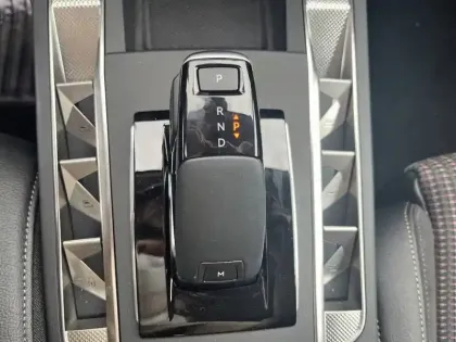 Photo 13 DS DS 3  Hybride 136 e-DCT6