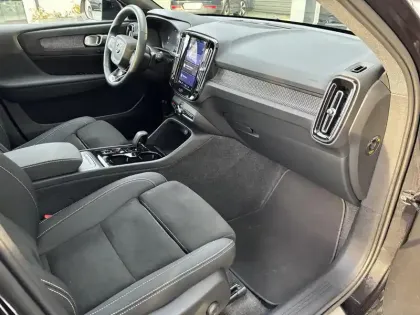 Photo 24 Volvo Xc40  B3 163 ch DCT7