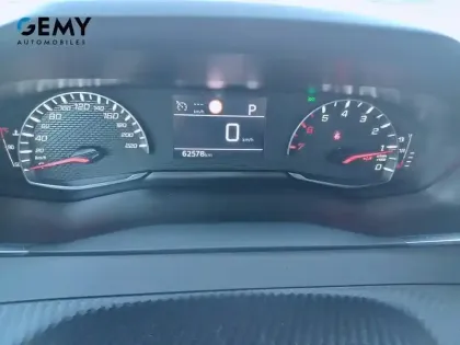 Photo 34 Peugeot 2008  PureTech 130 S&S EAT8