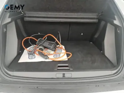 Photo 5 Peugeot 2008  Electrique 136 ch