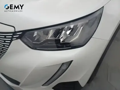 Photo 15 Peugeot 2008  Electrique 136 ch