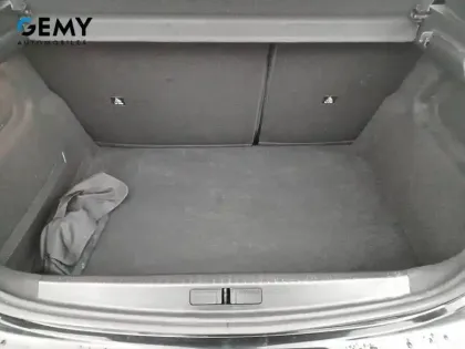 Photo 62 Peugeot 208  BlueHDi 100 S&S BVM6