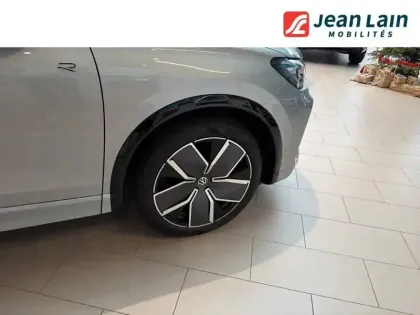 Photo 8 Volkswagen Tiguan  1.5 eTSI 150ch DSG7