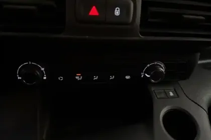 Photo 20 Peugeot Partner  FOURGON STANDARD 650 KG PURETECH 110 S&S BVM6