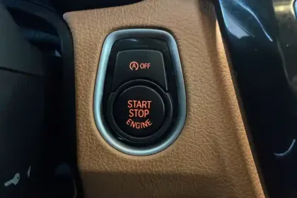 Photo 30 BMW Serie 3 Touring 318i 136 ch BVA8