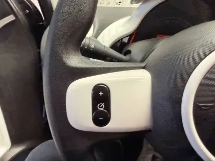 Photo 26 Renault Twingo  III SCe 65