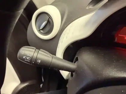 Photo 30 Renault Twingo  III SCe 65