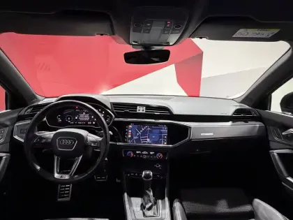 Photo 50 Audi Q3  45 TFSIe 245 ch S tronic 6