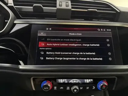 Photo 46 Audi Q3  45 TFSIe 245 ch S tronic 6