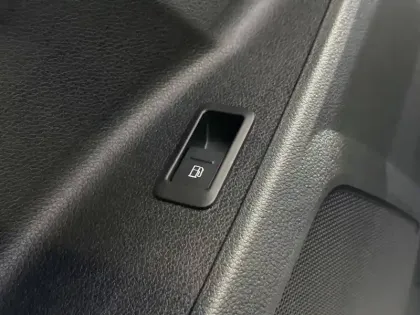 Photo 13 Audi Q3  45 TFSIe 245 ch S tronic 6