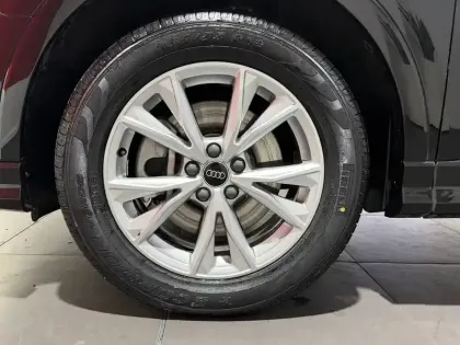 Photo 8 Audi Q3  45 TFSIe 245 ch S tronic 6