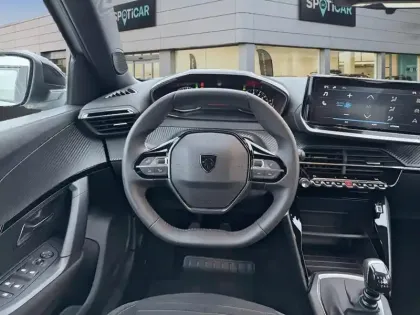 Photo 11 Peugeot 2008  PureTech 100 S&S BVM6 Active