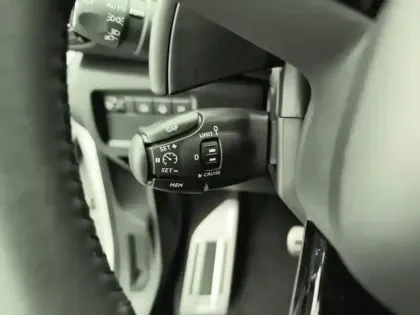 Photo 17 Citroën C5 aircross  Hybride Rechargeable 225 e-EAT8 Shine Pack