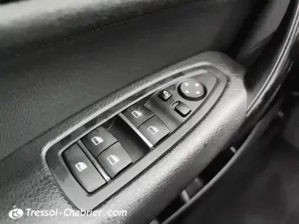 Photo 19 BMW SERIE 1 F20 LCI2  116d 116 ch Business Design