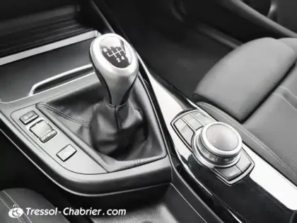 Photo 23 BMW SERIE 1 F20 LCI2  116d 116 ch Business Design