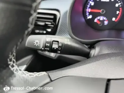 Photo 17 Kia Rio  1.0L T-GDi 120 ch ISG GT Line