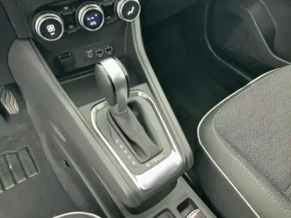 Photo 23 Renault Captur  E-Tech 145 SL Rive Gauche