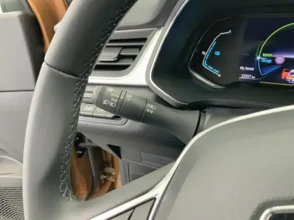 Photo 17 Renault Captur  E-Tech 145 SL Rive Gauche