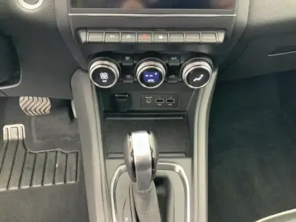 Photo 12 Renault Captur  E-Tech 145 SL Rive Gauche