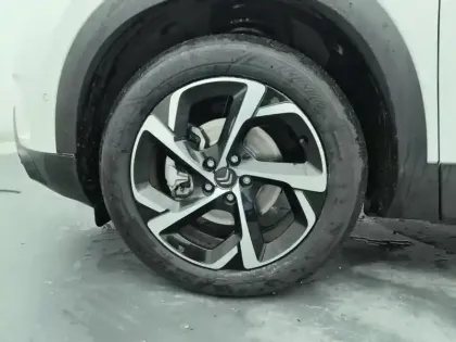 Photo 14 Citroën C5 aircross  BlueHDi 130 S&S BVM6 C-Series