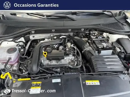 Photo 6 Volkswagen T-roc  1.0 TSI 116 Start/Stop BVM6