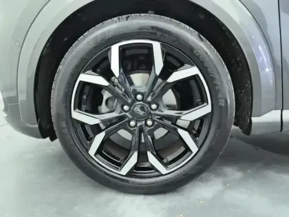 Photo 14 Ford Puma  1.0 Flexifuel 125 ch mHEV S&S BVM6 ST-Line