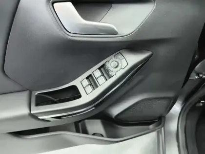 Photo 19 Ford Puma  1.0 Flexifuel 125 ch mHEV S&S BVM6 ST-Line