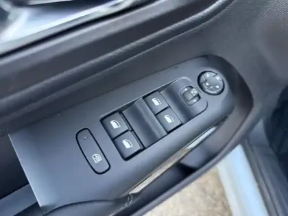 Photo 11 Citroën C5 aircross  1.2 Hybride 145ch MAX boite automatique