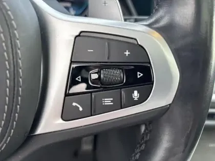 Photo 5 BMW X5  xDrive45e 394ch M Sport 17cv