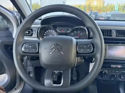 Photo 11 Citroën C3  1.2 PureTech 83ch S&S YOU!