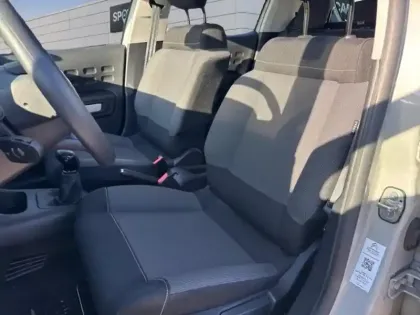 Photo 8 Citroën C3  1.2 PureTech 83ch S&S YOU!