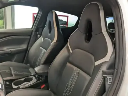 Photo 7 Nissan Juke  1.6 Hybrid 143ch Première Edition 2022.5