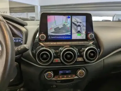 Photo 10 Nissan Juke  1.6 Hybrid 143ch Première Edition 2022.5